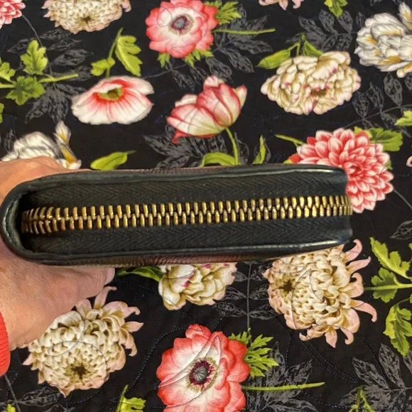 AUTH Gucci King Snake Black Long Zip wallet - Picture 5 of 16